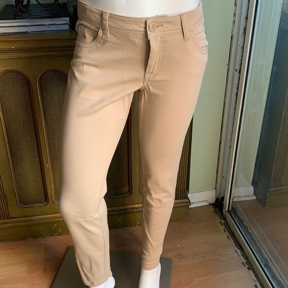 Justice super Skinny khaki pants 👖 - Picture 1 of 13